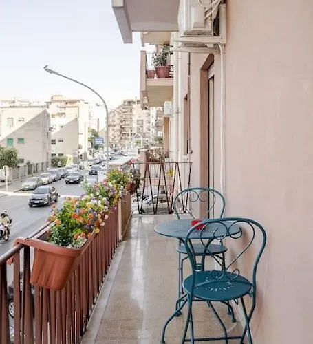 Al Qanat Di Notarbartolo Apartment Palermo
